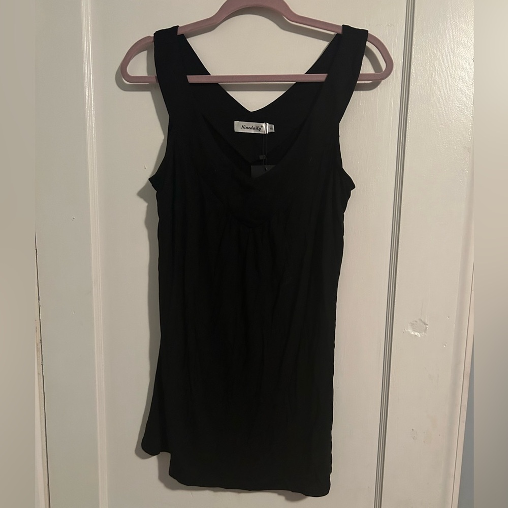 Black Flowy tank top